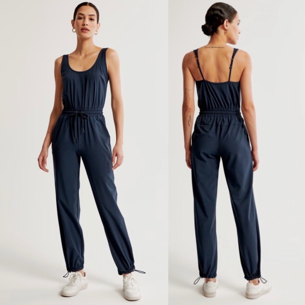 abercrombie & fitch traveler jumpsuit